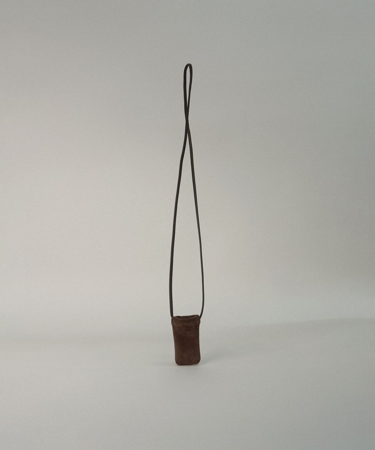 아우브아워(AUBOUR) lip balm bag (suede brown) _ from Italy