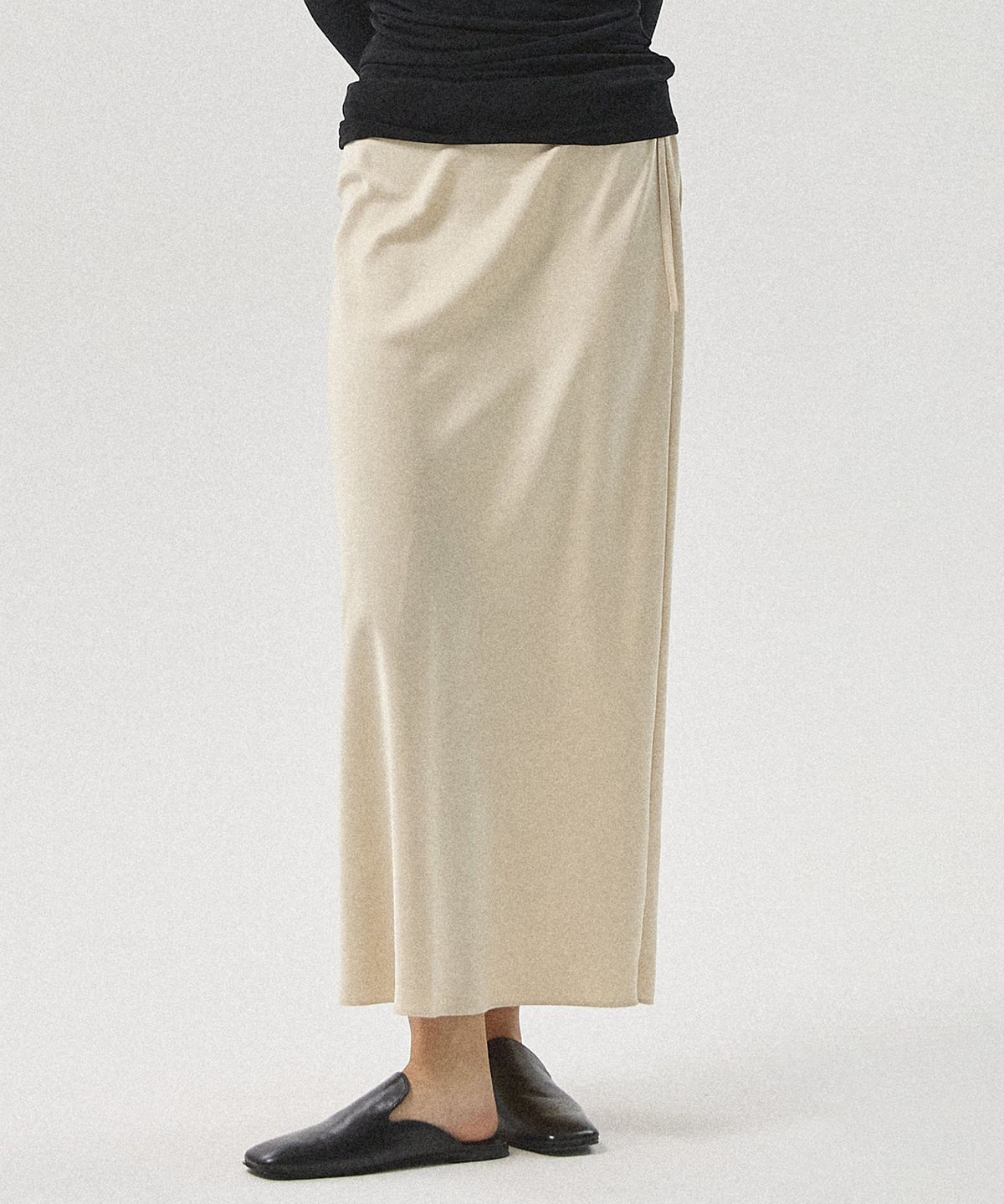 아흐레(AHRE) Liera Satin Tie Long Skirt_CREAM