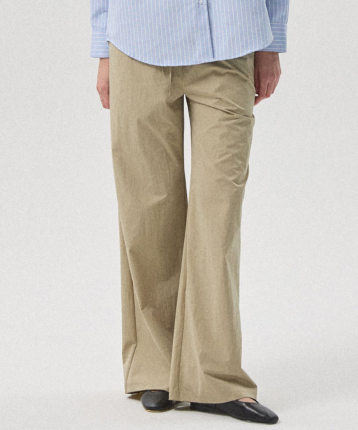 아흐레(AHRE) Ciro Cotton-Touch Banding Wide Straight Pants_BEIGE