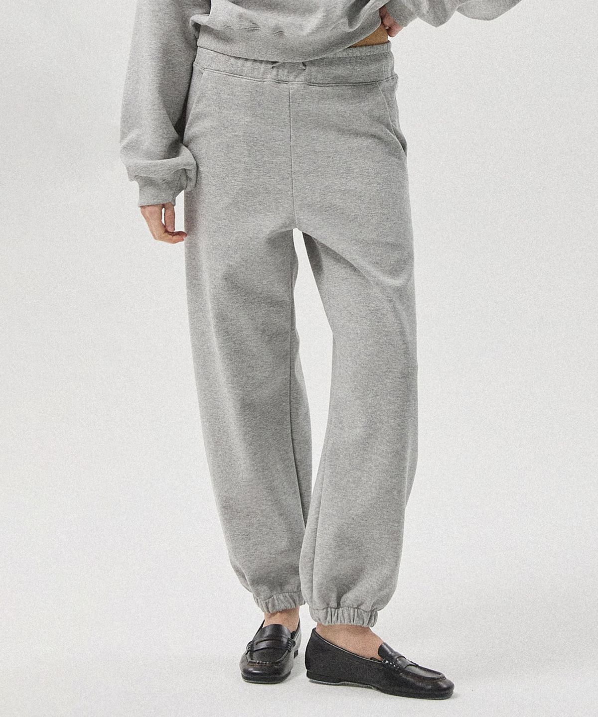아흐레(AHRE) Aro Sweat Jogger Pants_MELANGE