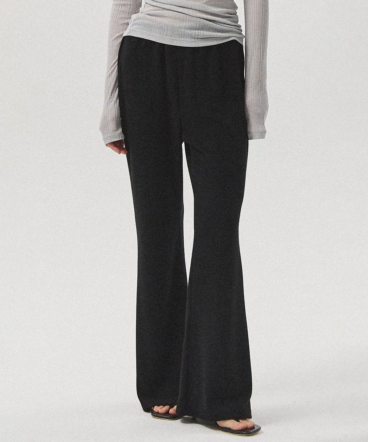 아흐레(AHRE) Lior Jersey Bootcut Banding Pants_BLACK