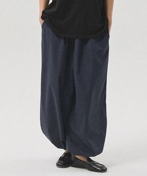 Vore Seersucker Stripe Balloon Jogger Pants_NAVY