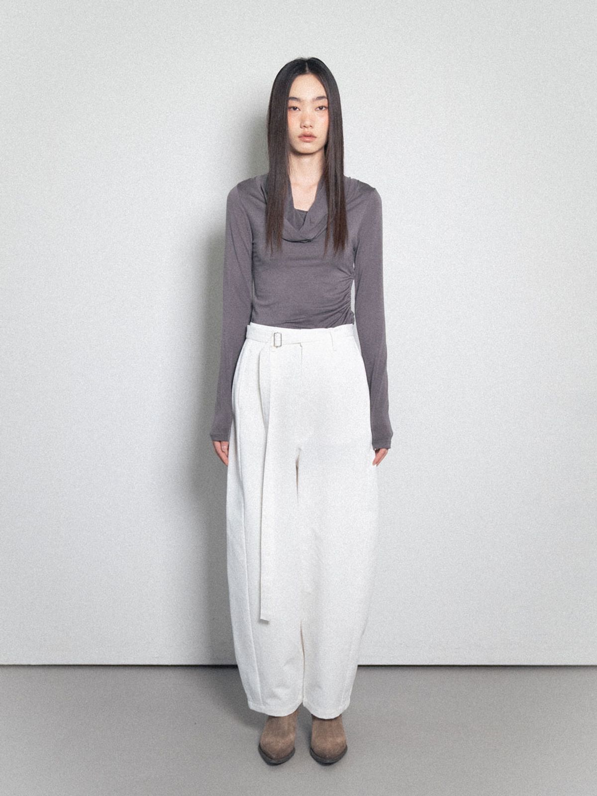비수스(VISUS) Cotton Belted Pants_White