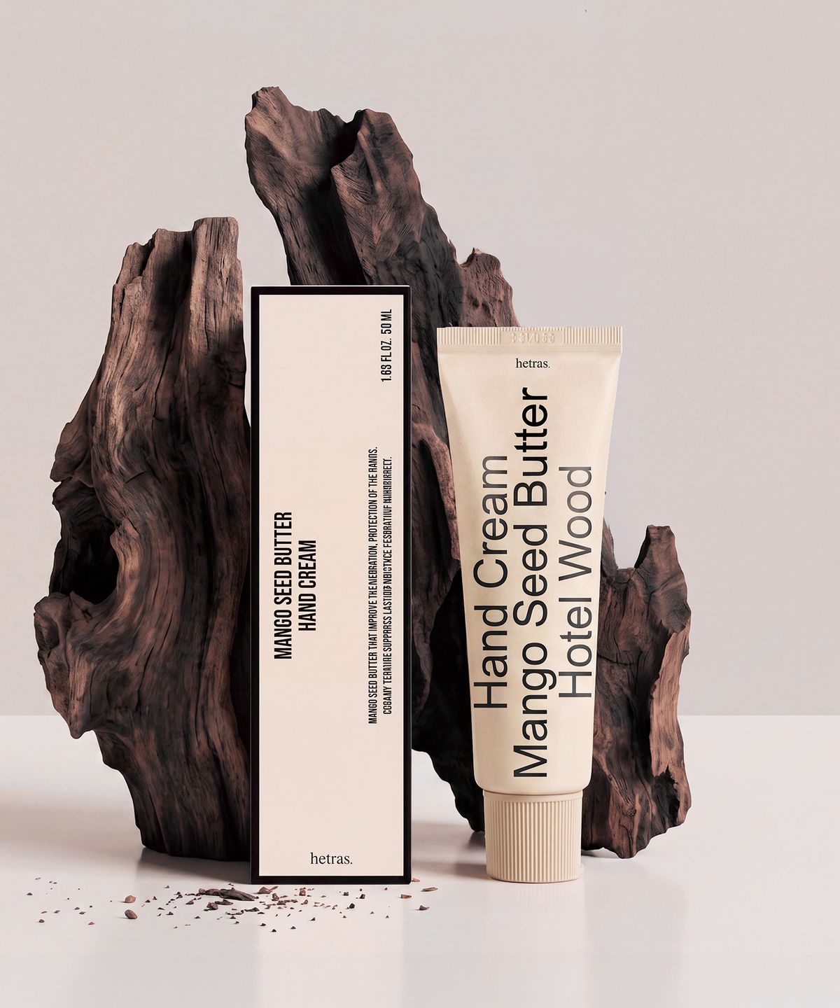 헤트라스 뷰티(HETRAS BEAUTY) 퍼퓸 실키 촉감 핸드크림 50ml 1개입 (호텔우드 외 12가지 향)