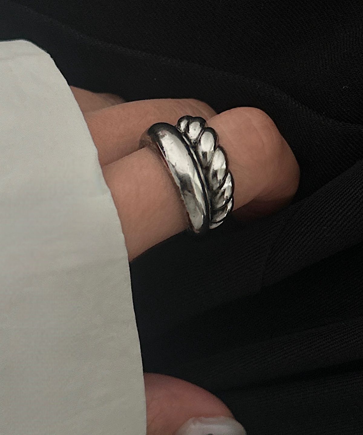 아포엠(APOEM) Vintage Double Texture Ring