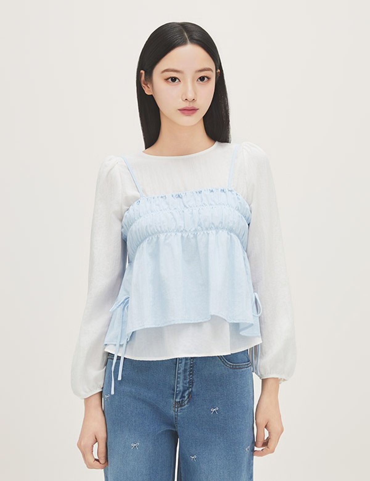 로엠(ROEM) 배색 뷔스티에 세트블라우스 RMBLG24R14
