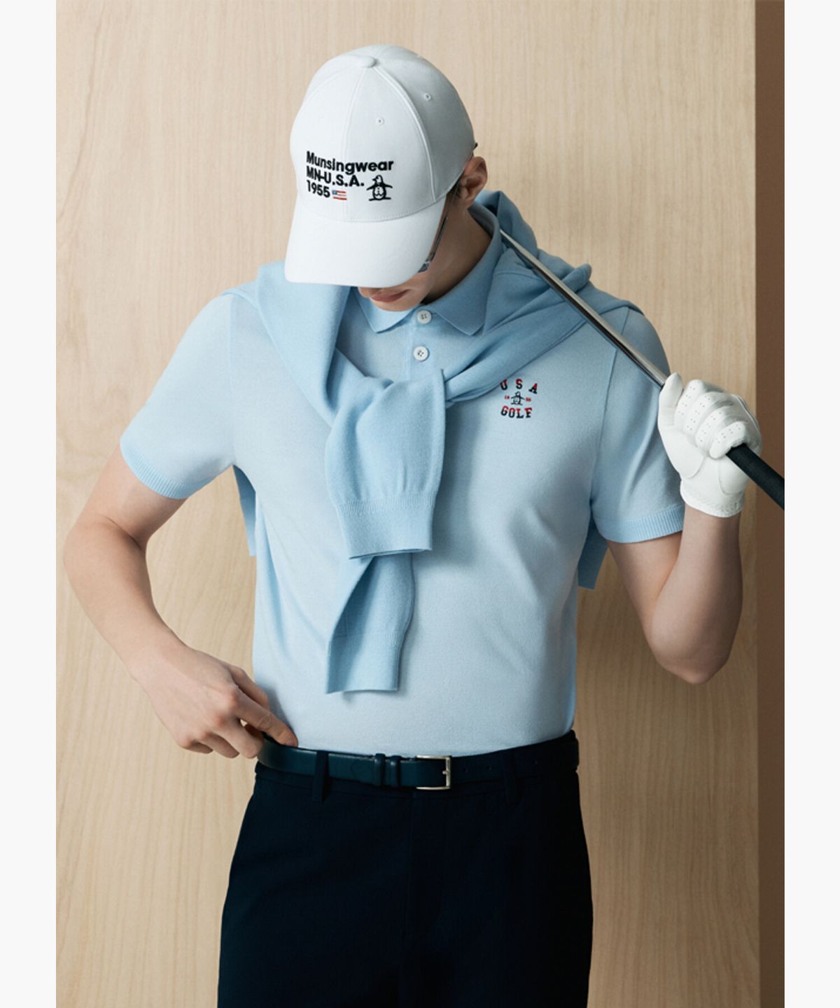 먼싱웨어(MUNSINGWEAR) 남성 니트 하이브리드 반팔 티셔츠 라이트블루 MR221MTS4E