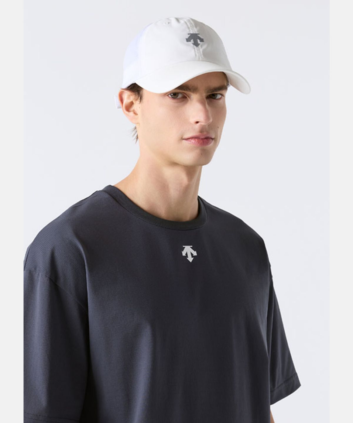 데상트(DESCENTE) 트레이닝 메쉬 경량 볼캡 화이트 SR123TCP31