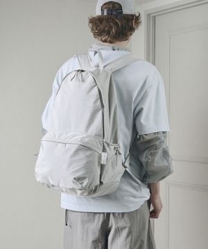 이안 W50 백팩 클라우드 그레이