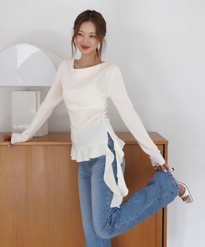보트넥 사이드 셔링 언밸런스 프릴 니트
