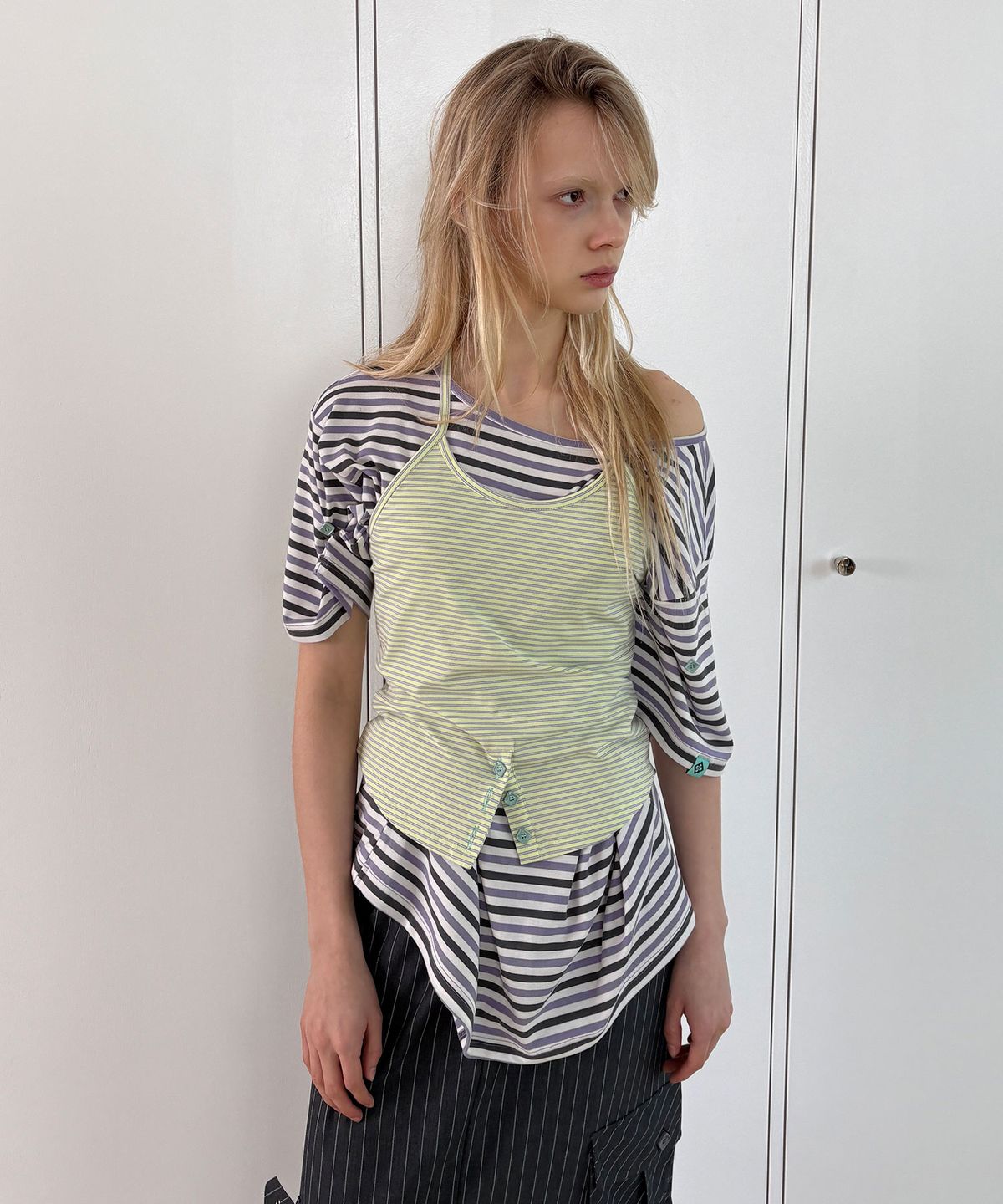 헤레틱(HERETIC) BUTTON STRIPE STRAP HALTER TOP / lemon