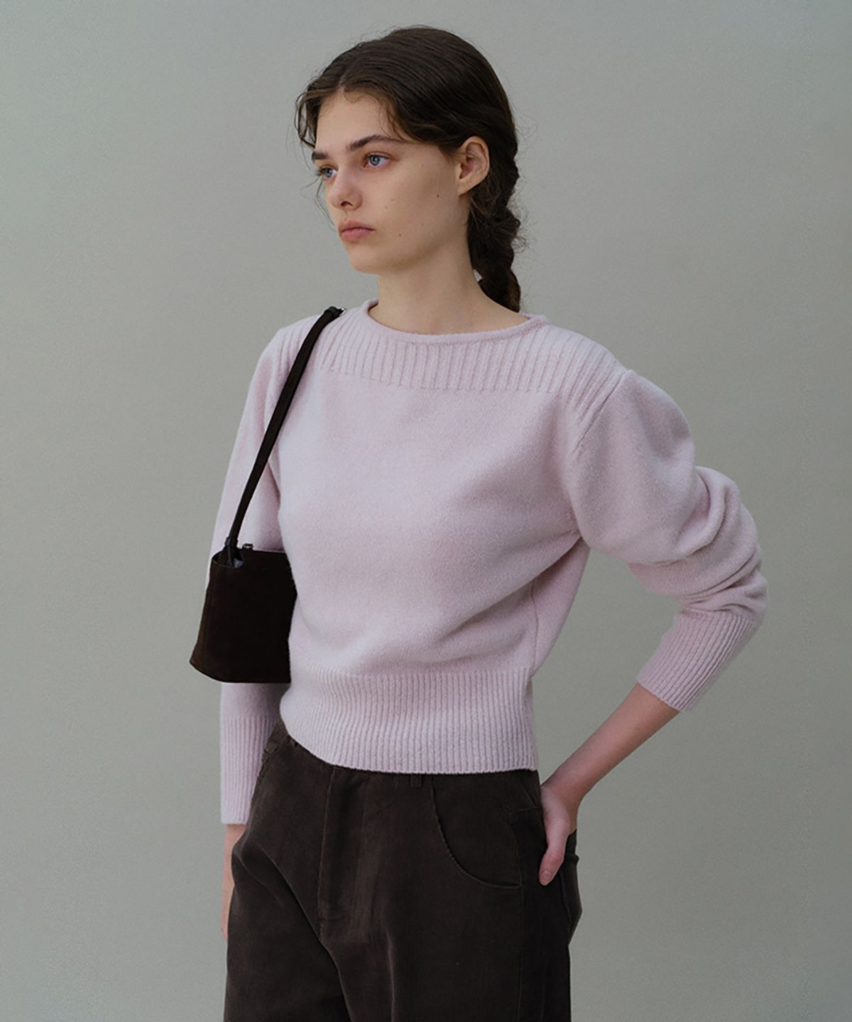 아우브아워(AUBOUR) pipe boat-neck puff round knit (soft pink)