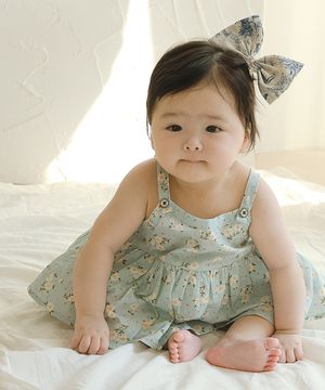 루브르에서도 어여쁜 핀이래요 - 아기 리본 집게핀