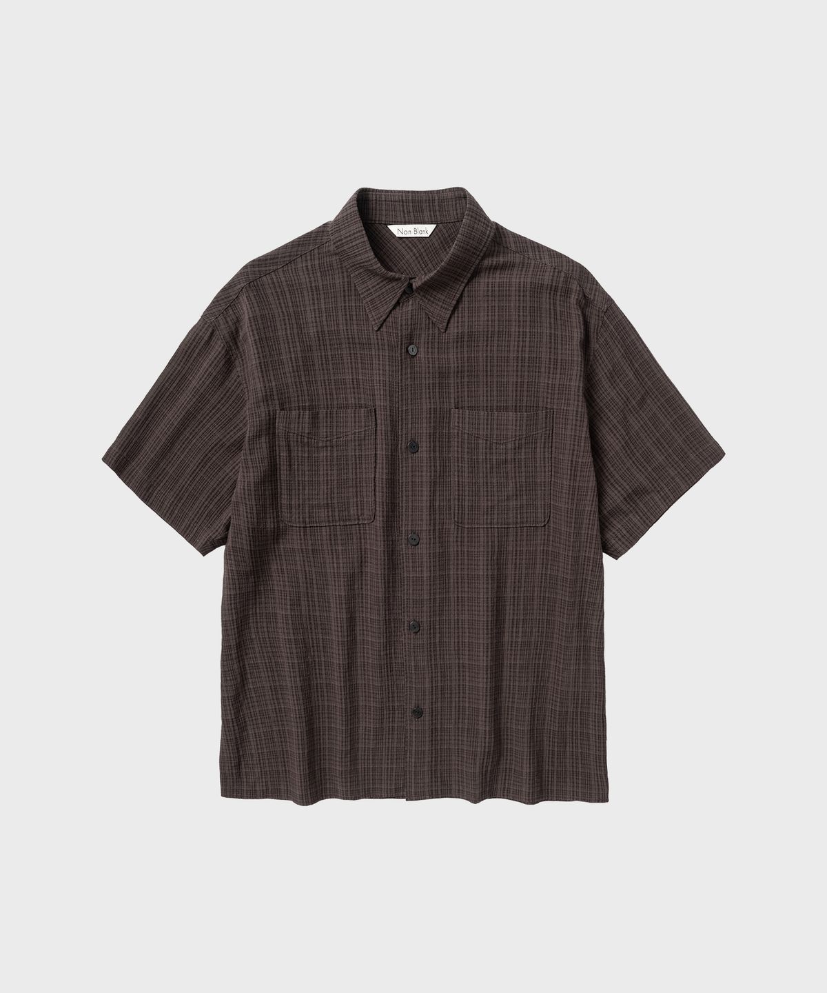 넌블랭크(NONBLANK) 일레귤러 윈도우 체크 크롭 HS 셔츠_DARK BROWN