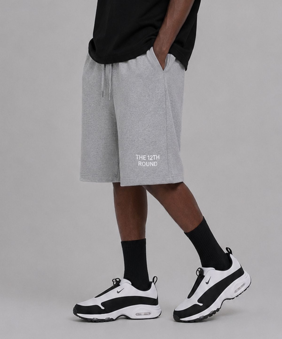 더트웰브라운드(THE 12TH ROUND) THE 12TH ROUND LOGO BERMUDA SWEAT SHORTS GRAY