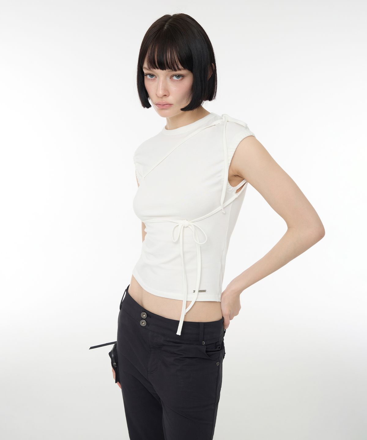 락케이크(ROCKCAKE) Side String Sleeveless - White