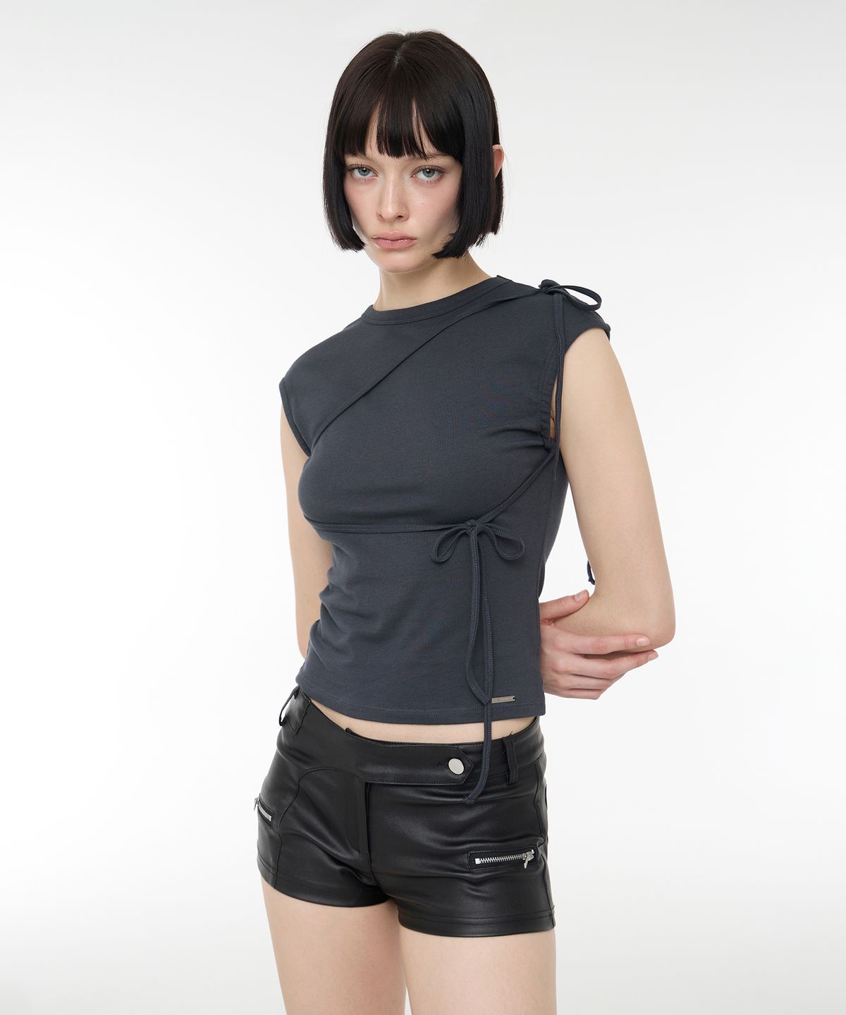락케이크(ROCKCAKE) Side String Sleeveless - Charcoal