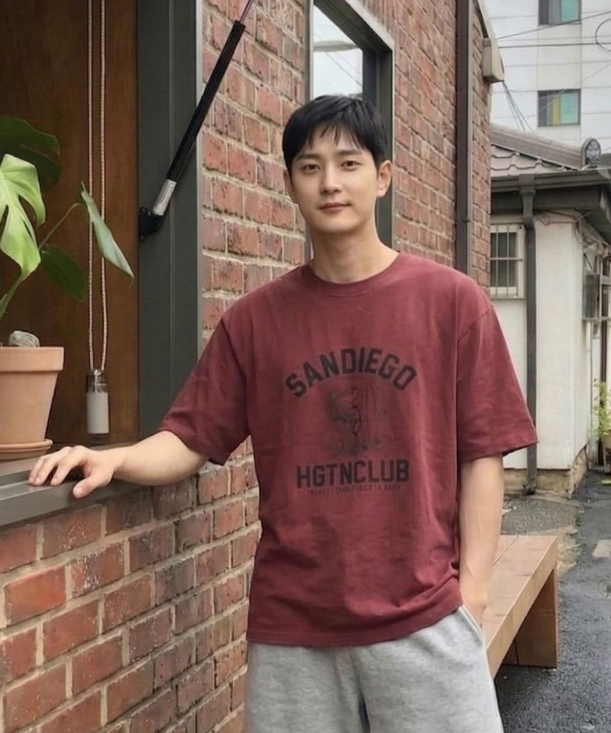 행텐(HANGTEN) 공용 베니 빅 그래픽 반팔 티셔츠_490(10570-031-403-31)