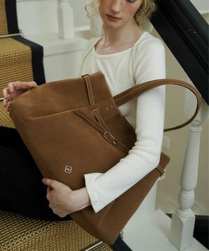 플뢰르 스웨이드 벨티드백_카멜