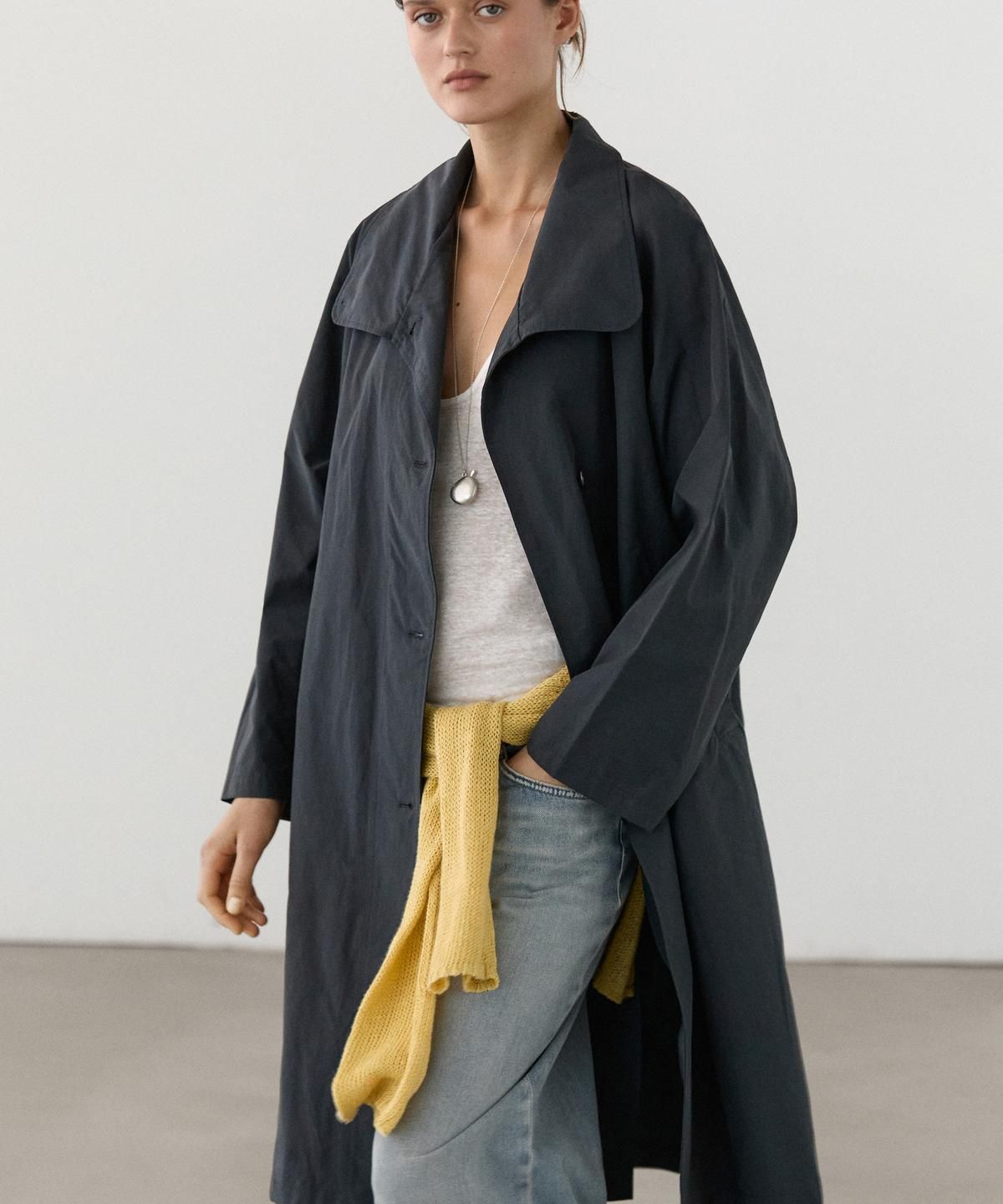 마시모두띠(MASSIMO DUTTI) 하이넥 테크니컬 트렌치코트