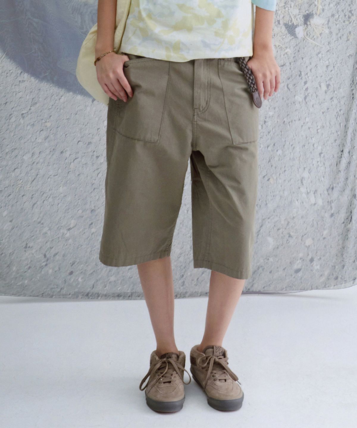웰빙익스프레스(WELLBEING EXPRESS) Washed Stripe Bermuda Shorts Ash Khaki