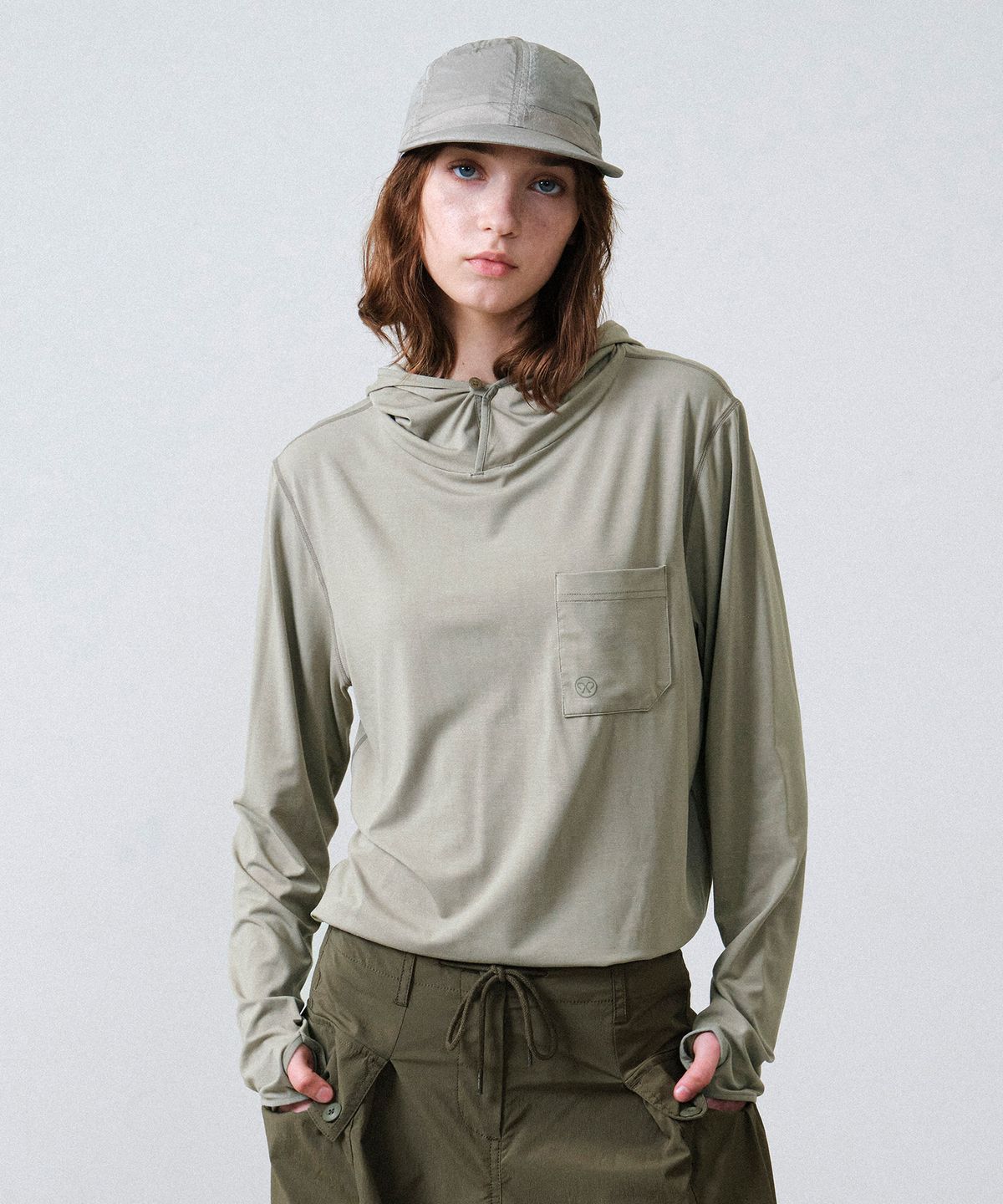 힐리먼트(HELEMENT) 소프트 아크 쿨 후드티 (KHAKI)