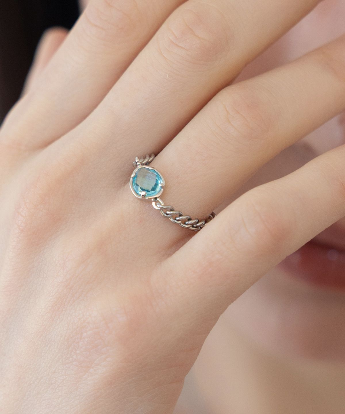메리모티브(MERRYMOTIVE) Sky dew chain ring