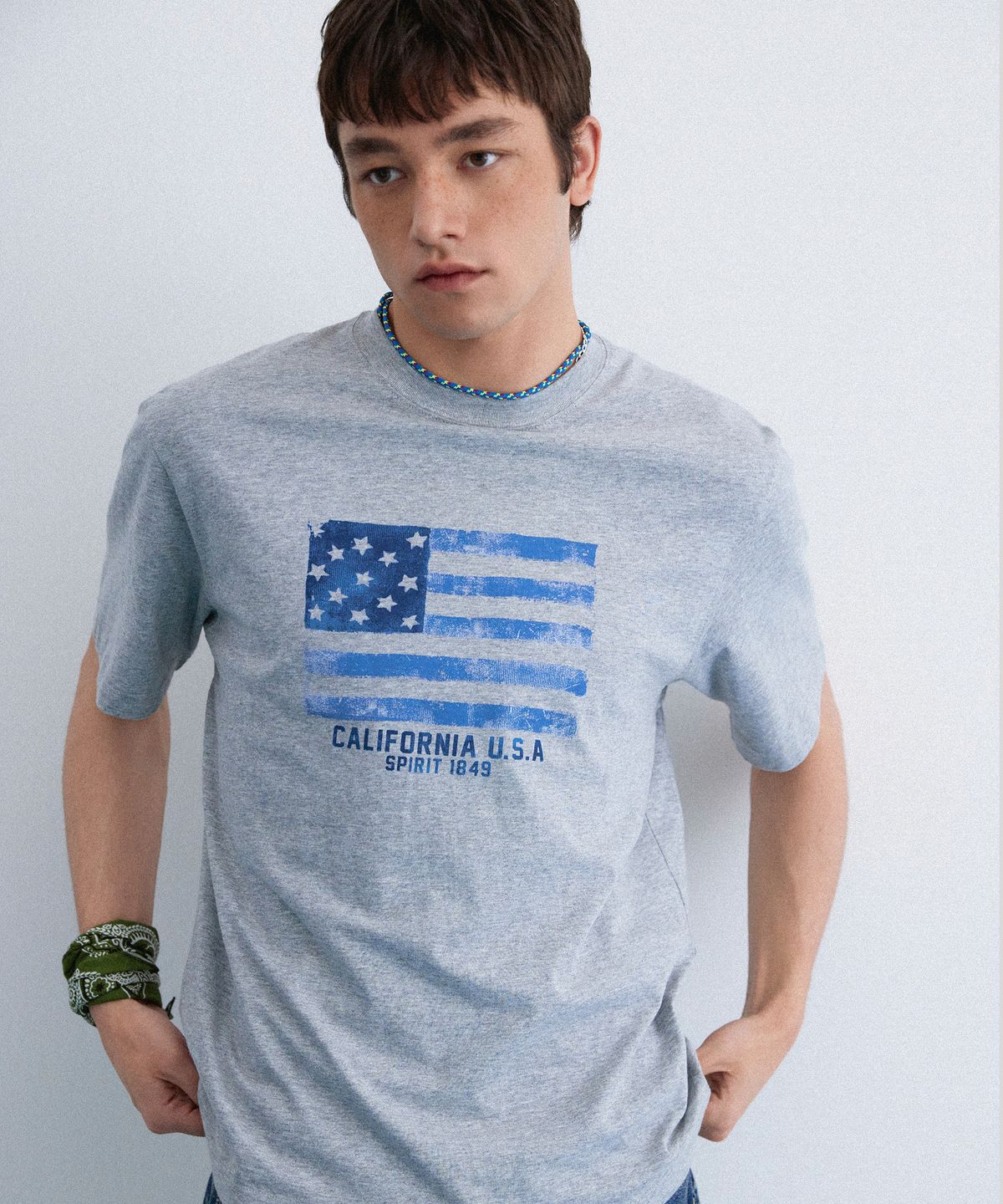 후아유(WHO.A.U) American Flag Printing T-shirt / WHRPG2407U