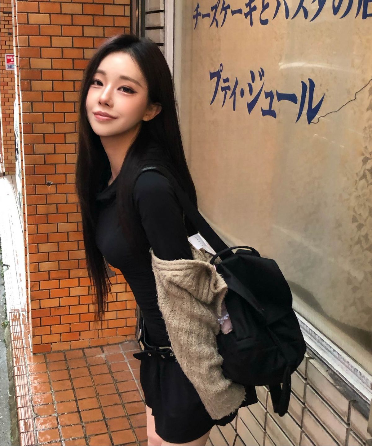 피마다지윈(PIMADAZIWIN) Signature Logo Mini Backpack [Black]