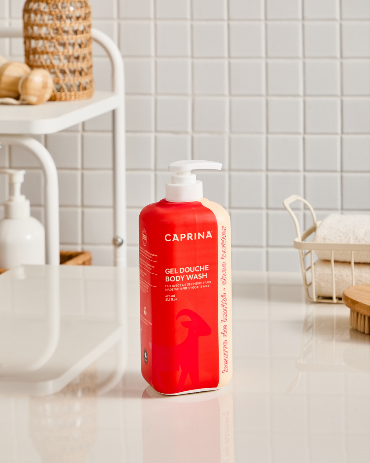카프리나(CAPRINA) 프레쉬 산양밀크 바디워시 2.0 625ml 시어버터향