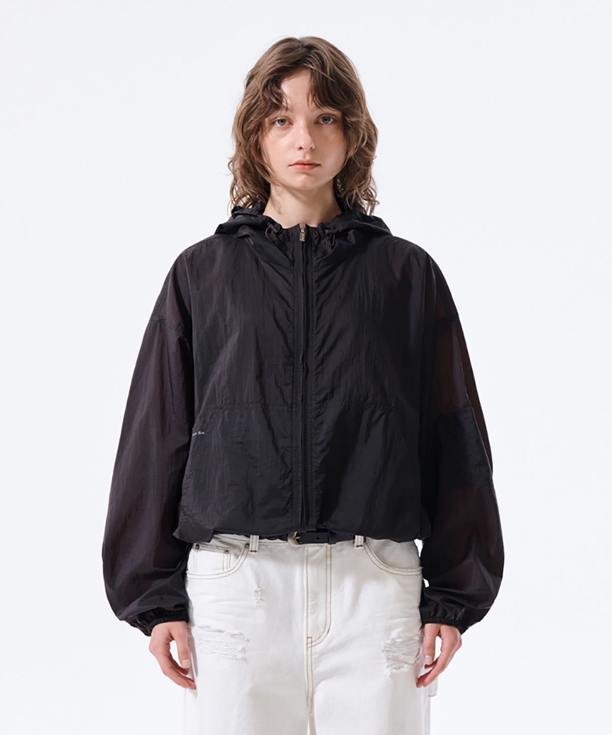 MUSINSA公式 | MATIN KIM BACK LOGO HOODY WINDBREAKER FOR WOMEN IN
