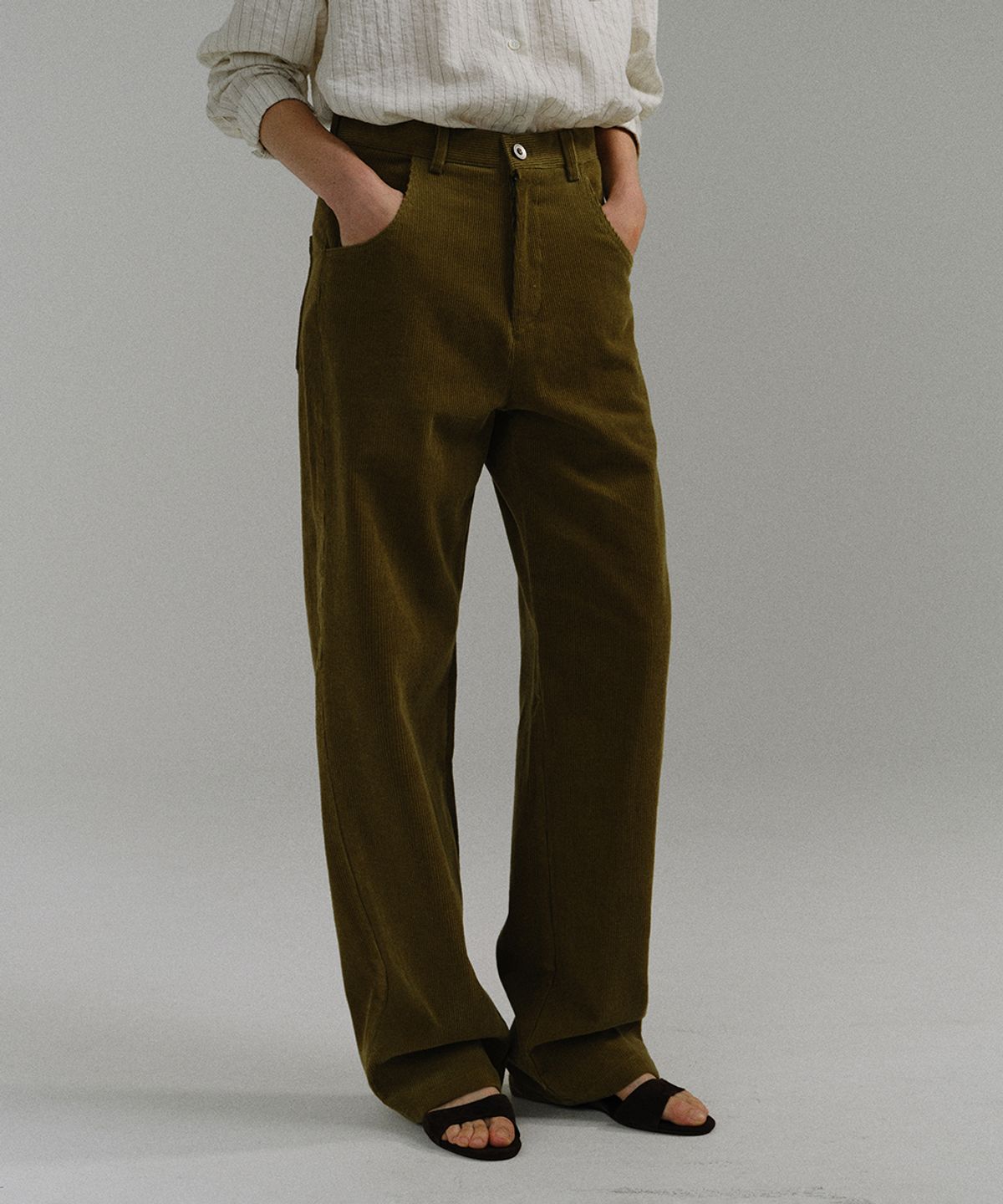 아우브아워(AUBOUR) classic corduroy pants (olive)