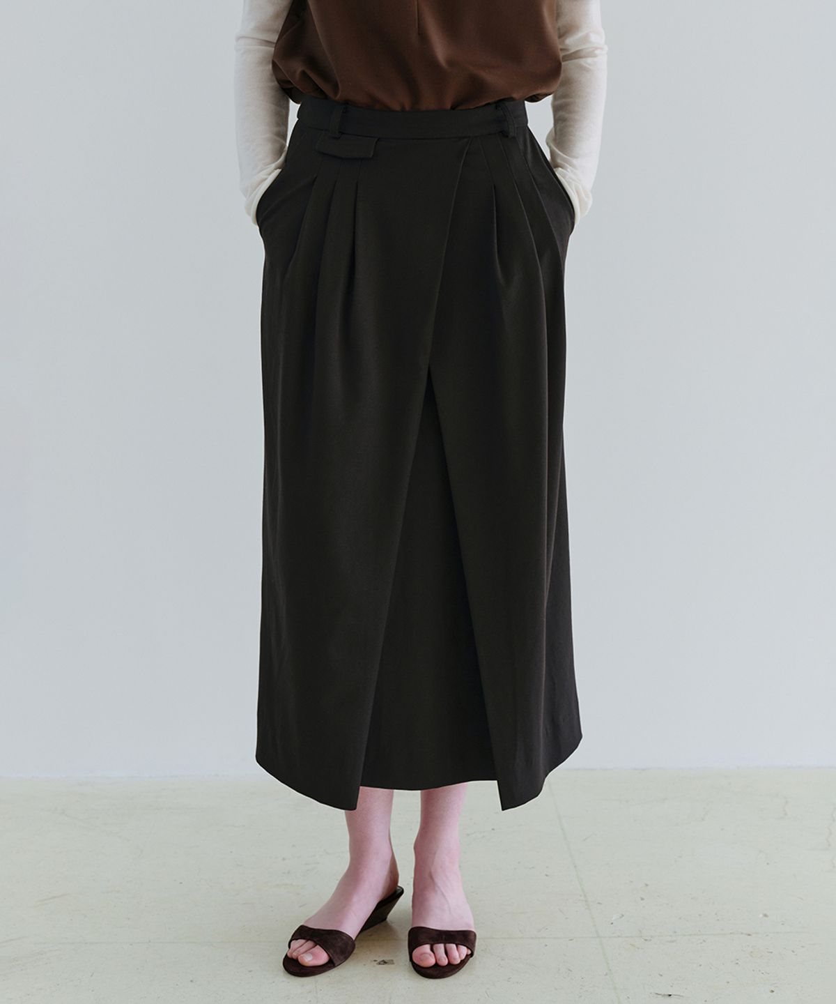 아우브아워(AUBOUR) bud wrap skirt (black)