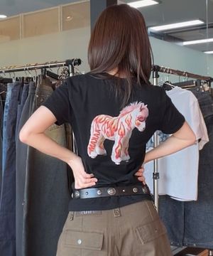 AKM Horse Half Top (Black)
