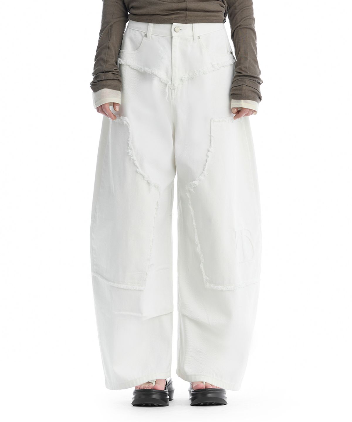트리밍버드(TREEMINGBIRD) Double-Knee Balloon-Fit Denim Pants [ White ]