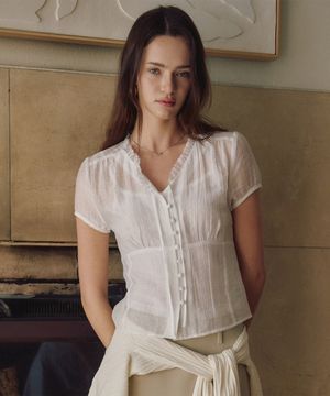 [우먼] 프릴 브이넥 시스루 블라우스 2 COLOR COWBL001