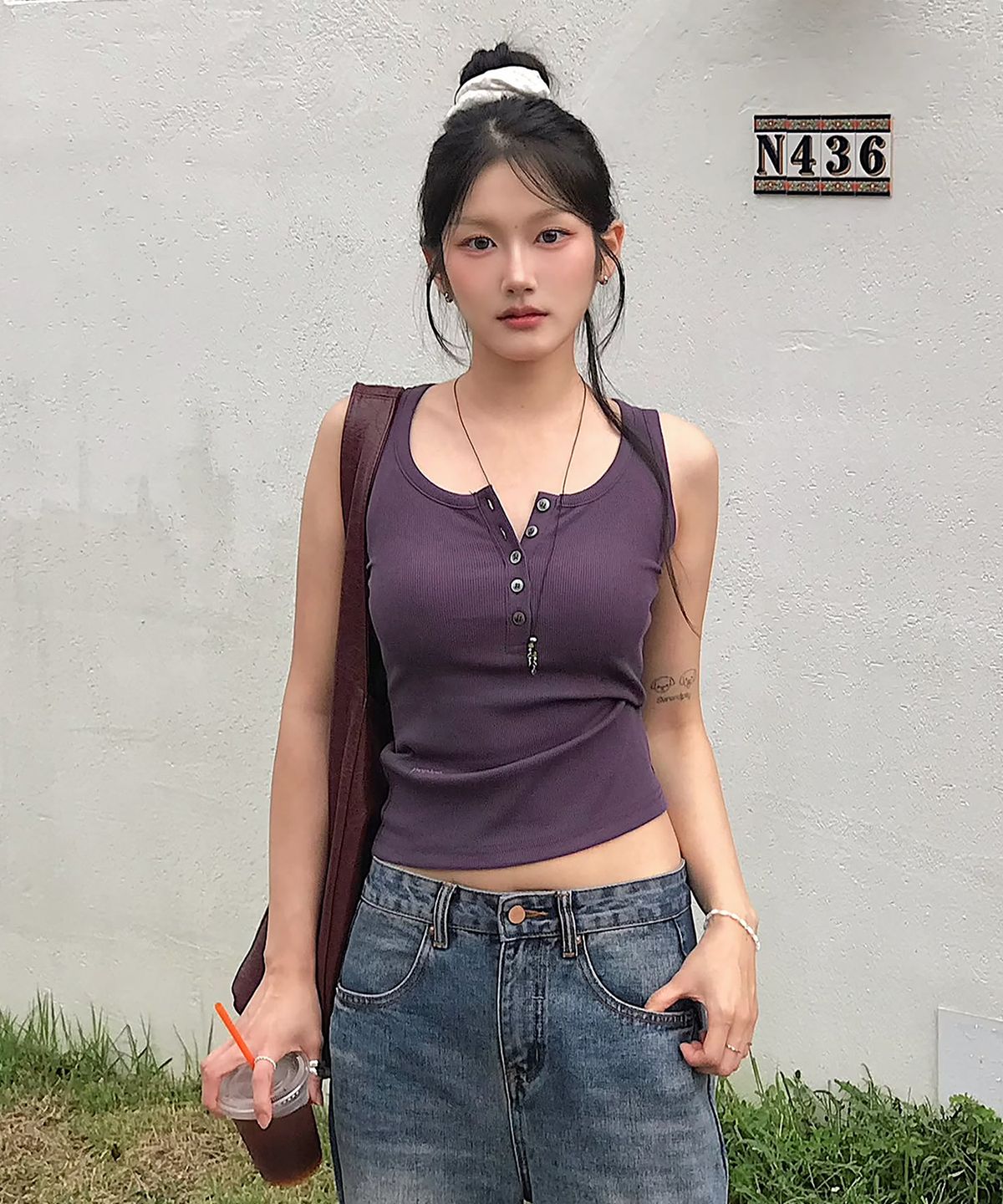 페플리(PEPLEE) Button Henley Neck Sleeveless Top (Purple)