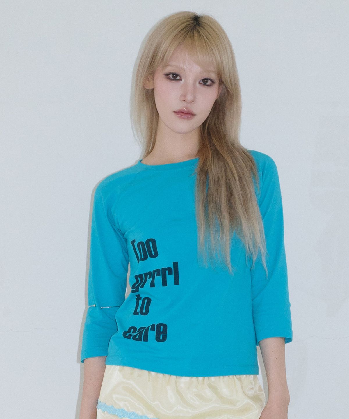 페이키(FAKIII) Too Grrl To Care Long sleeve_BLUE