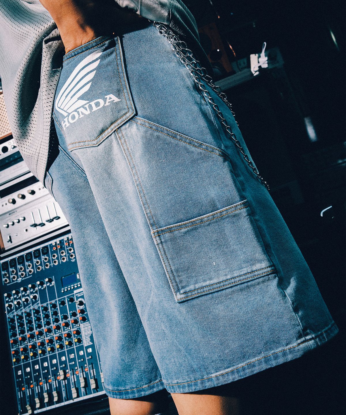 핍스 모터사이클(PHYPS MOTORCYCLE) Wing Logo Bermuda Pants Vintage Blue