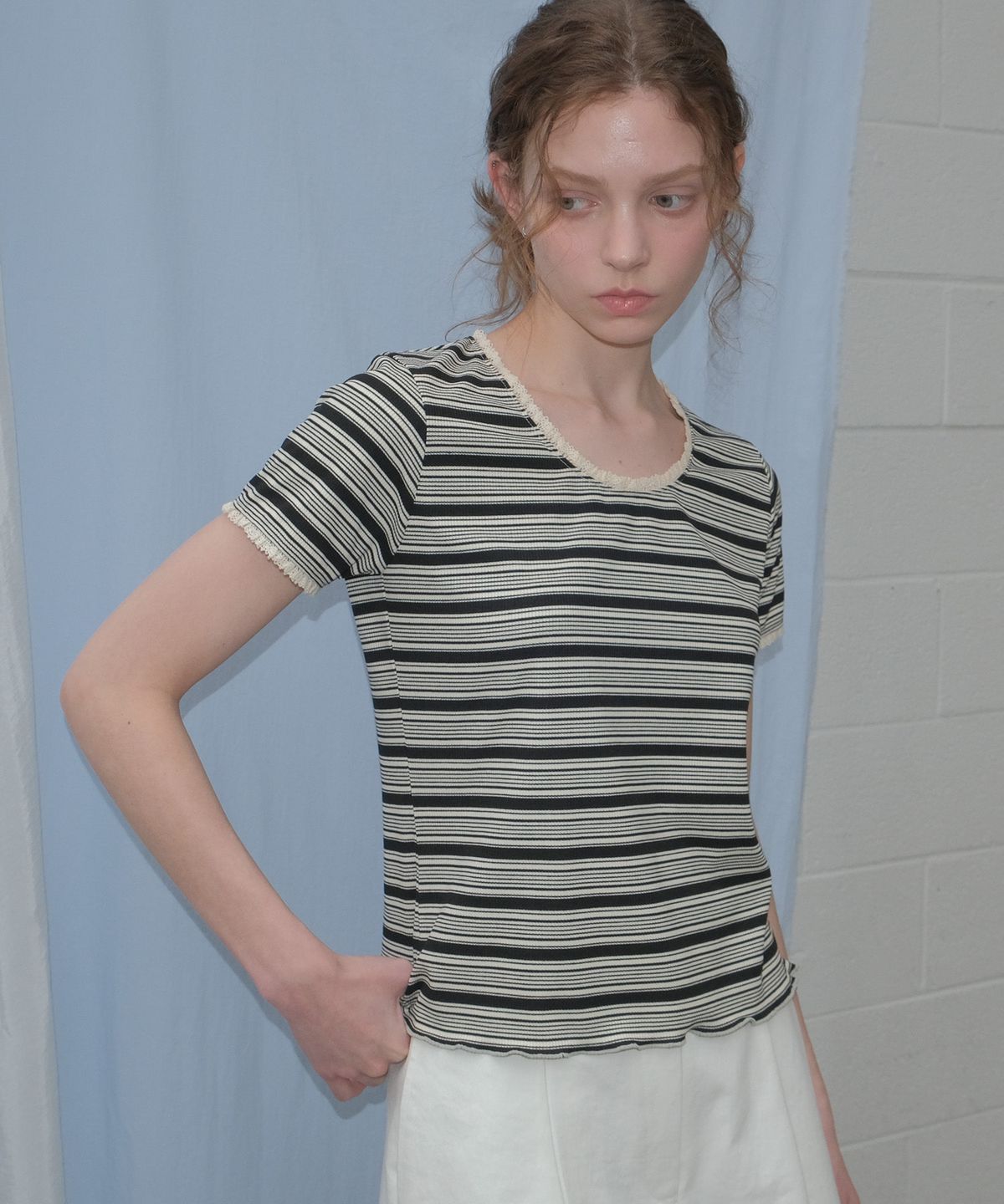 노운베러(KNOWNBETTER) Lace stripe rib T-shirt [KNSS05TS16]_Ivory