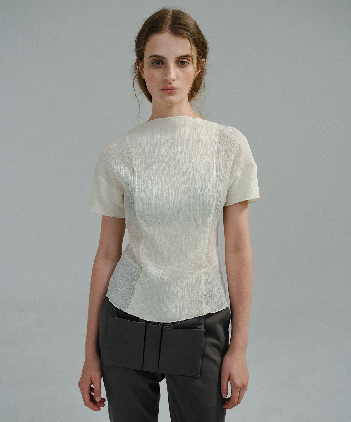 아우브아워(AUBOUR) pleats seam half blouse (ivory)