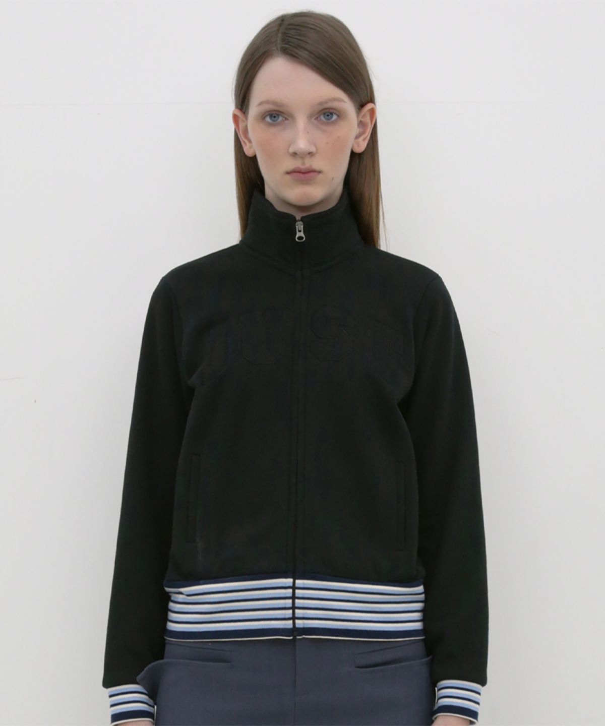 저스트하우스(JUSTHAUS) JERSEY APPLIQUÉ ZIP-UP JACKET, BLACK