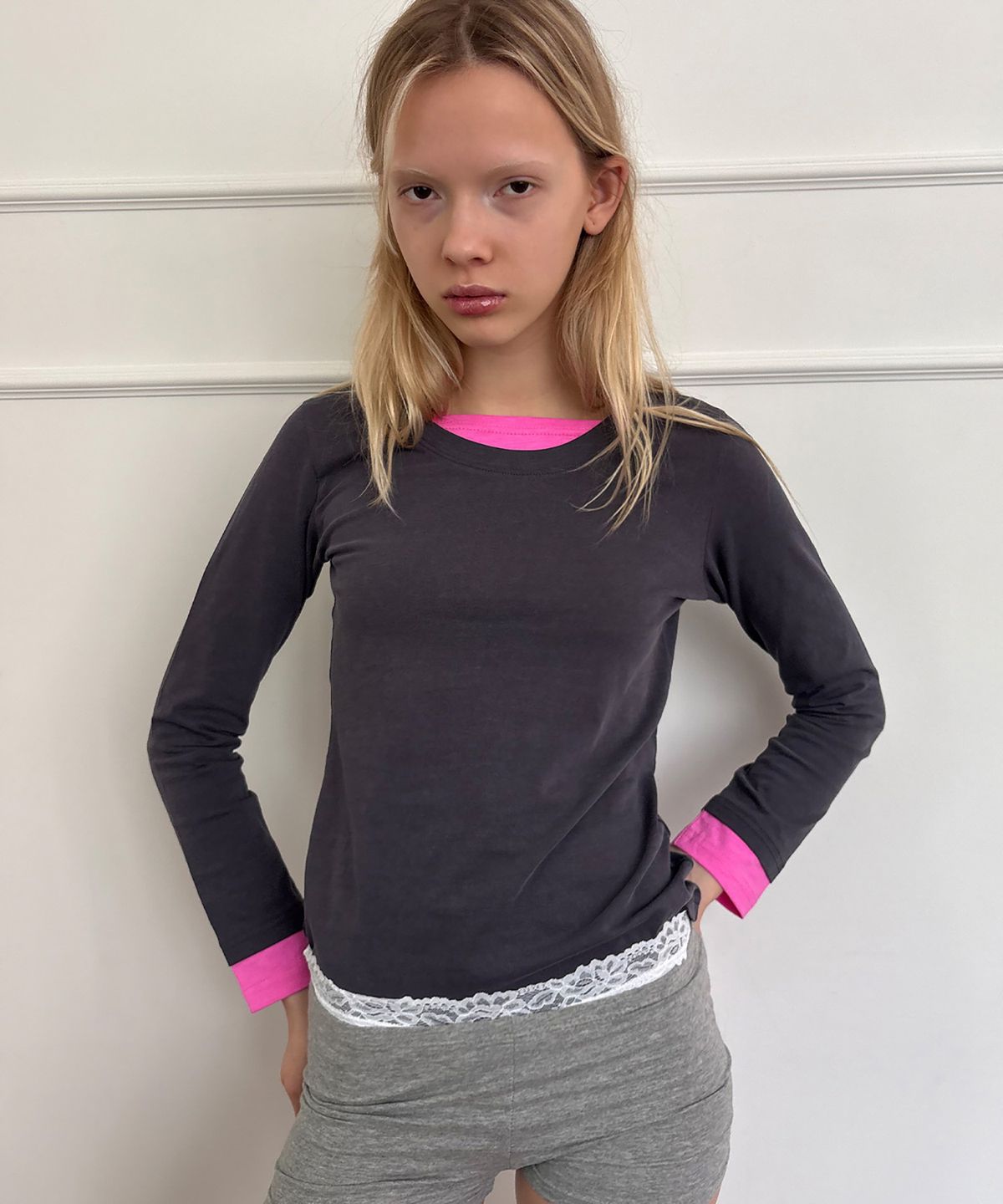 저스트하우스(JUSTHAUS) DOUBLE LAYER LONG SLEEVE TOP, CHARCOAL NAVY