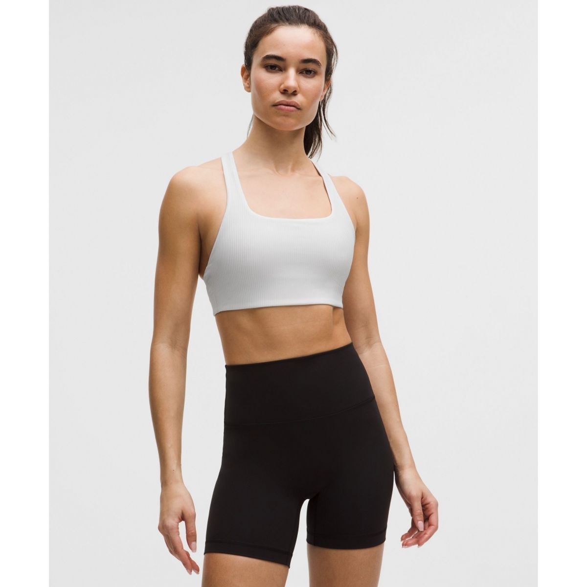 룰루레몬(LULULEMON) 올타임 히어로 리브드 스포츠 브라 *미디엄 서포트, B C컵  WHT