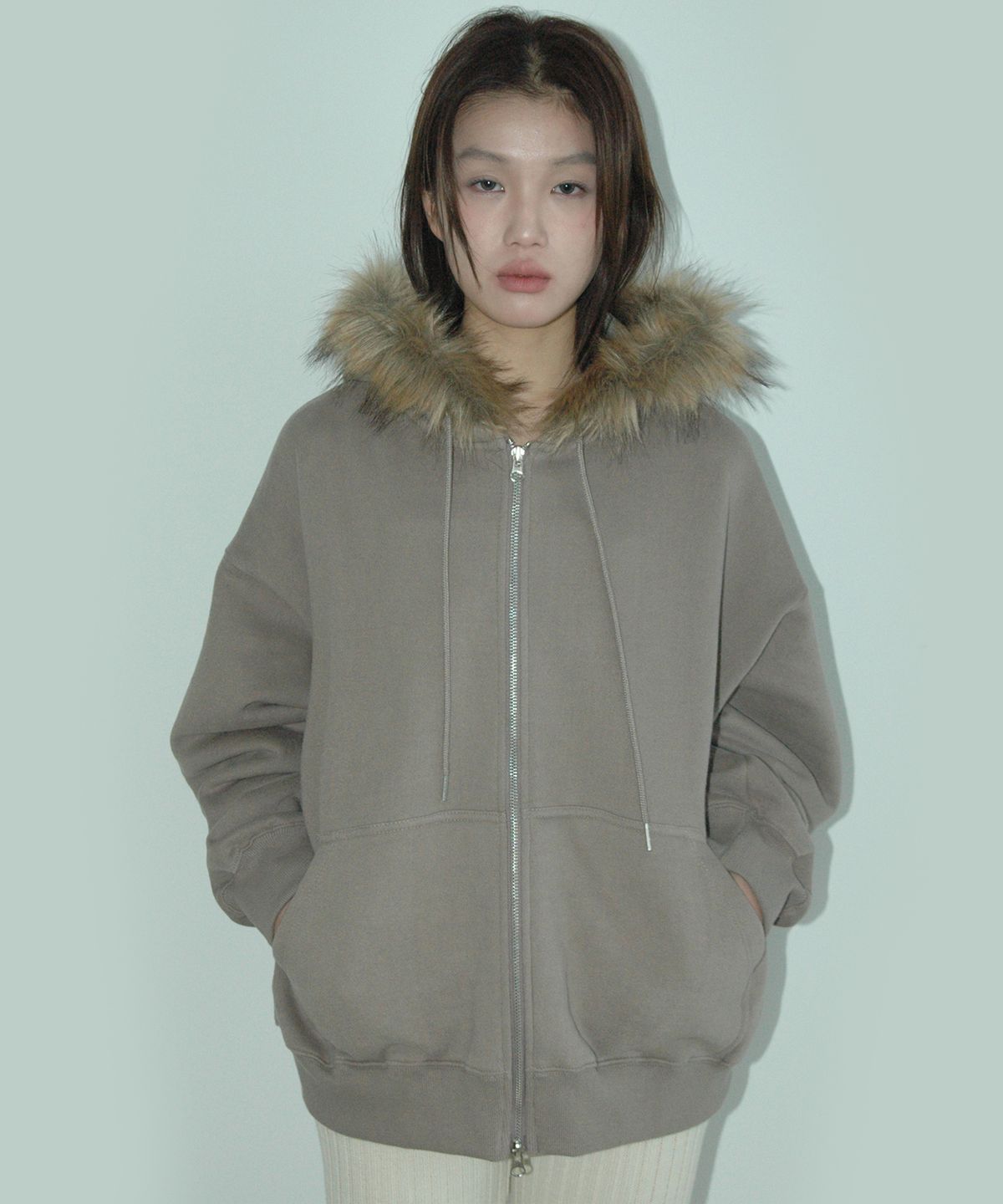 애프터썸머(AFTERSUMMER) fur zip hoodie (mocha)