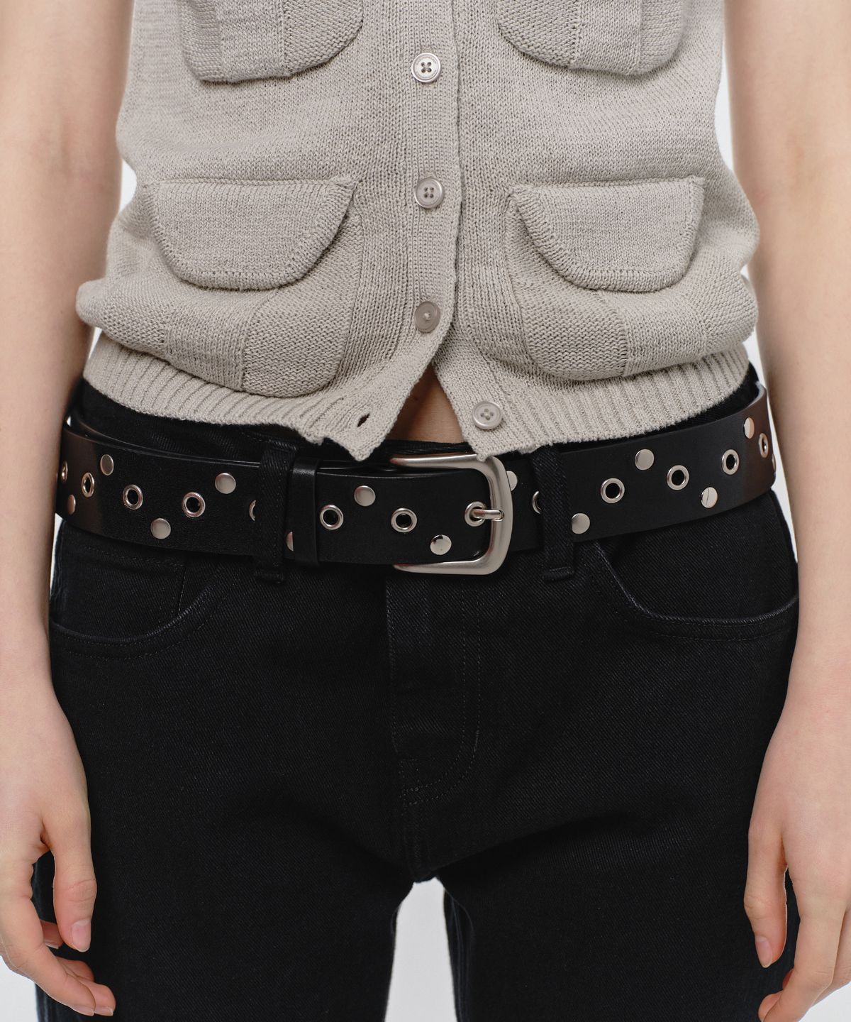 썬번프로젝트(SUNBURNPROJECT) ANGLED EYELET STUDDED BELT, BLACK