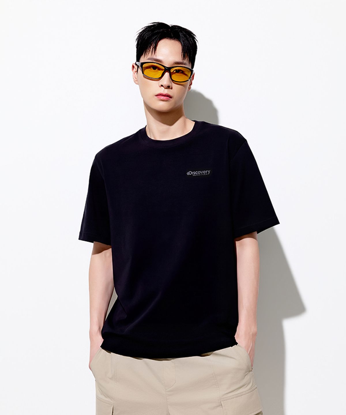 디스커버리 익스페디션(DISCOVERY EXPEDITION) 유니 프레시벤트 리조트 그래픽 반팔티셔츠 (BLACK)