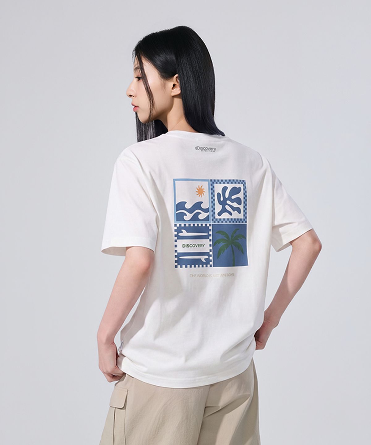 디스커버리 익스페디션(DISCOVERY EXPEDITION) 유니 프레시벤트 리조트 그래픽 반팔티셔츠 (WHITE)