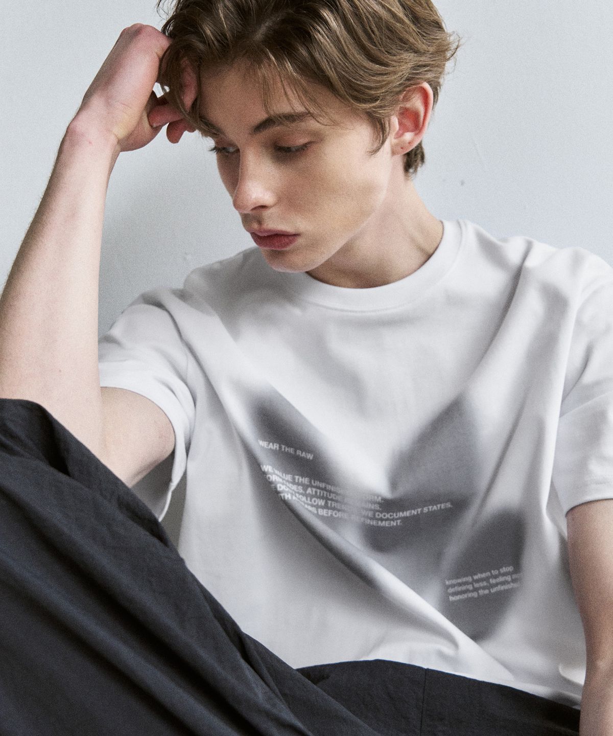 드로우핏(DRAW FIT) 웨어 더 로우 하프 티셔츠 [WHITE]