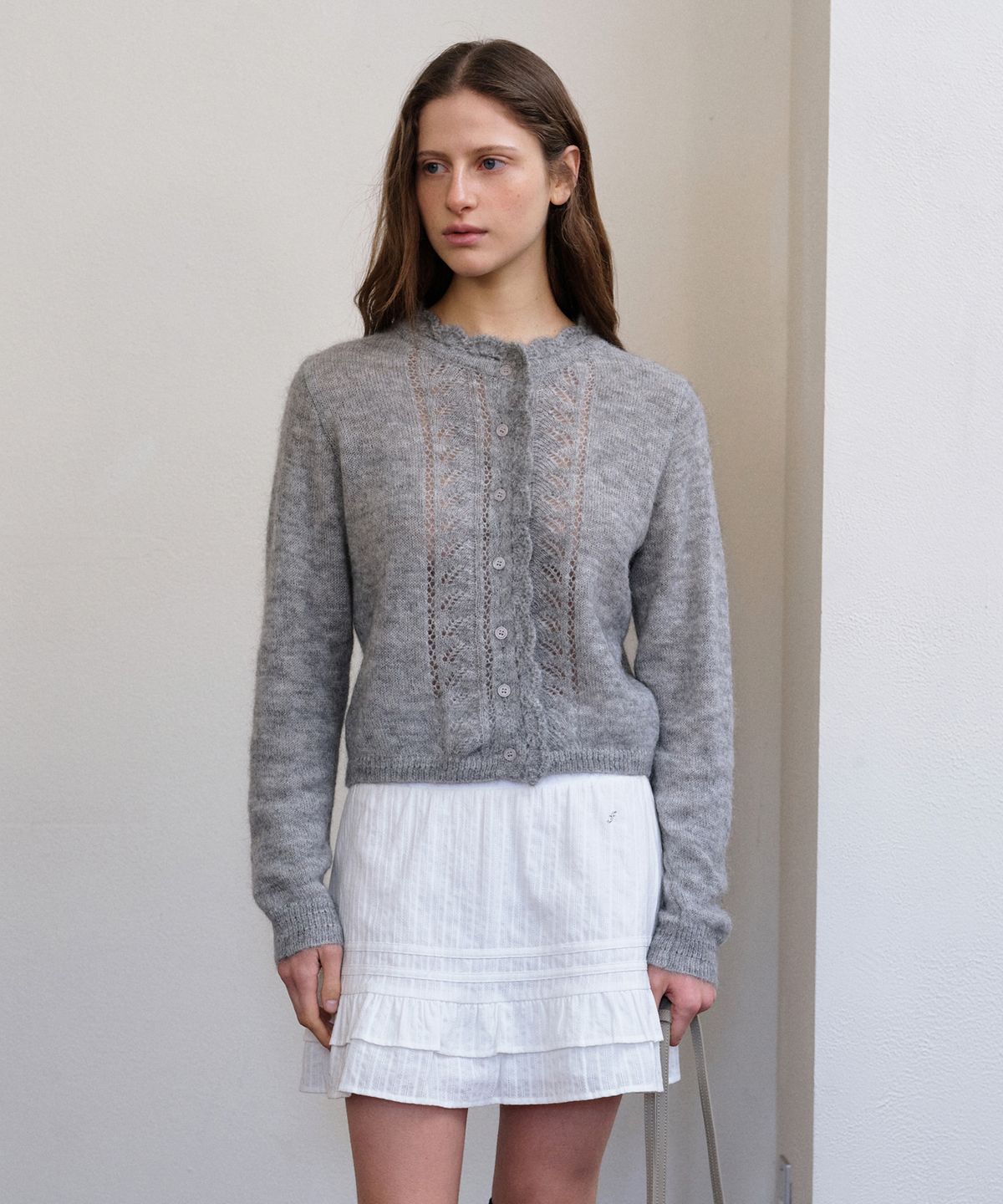 폴뉴아(FOLNUA) LAY FOLD SKIRT (WHITE)
